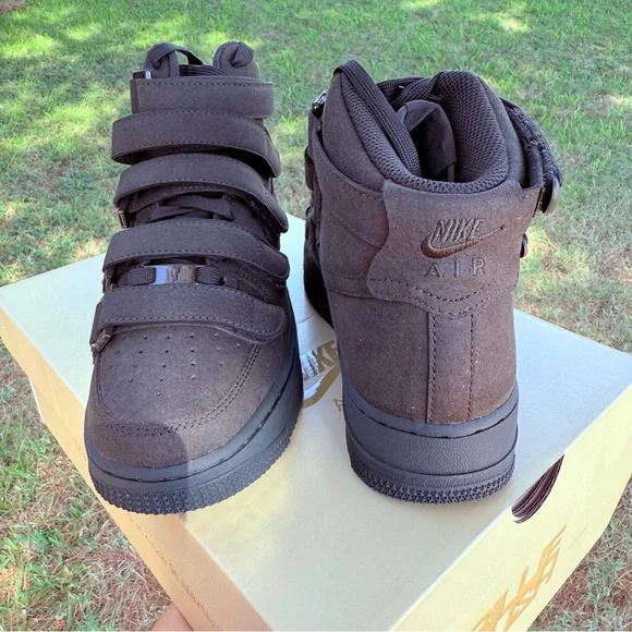 NEW! NIKE X BILLIE EILISH AIR FORCE 1 HIGH '07 SEQUOIA, Men’s 6, Women’s 7.5 NIB - Picture 3 of 6